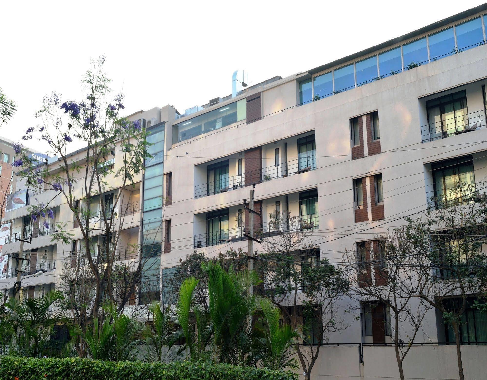 Sarovar Portico Outer Ring Road Bangalore Exterior foto