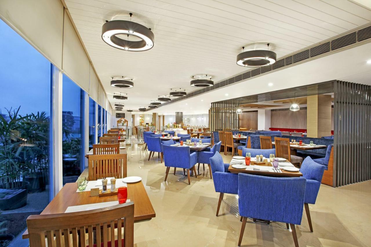 Sarovar Portico Outer Ring Road Bangalore Exterior foto